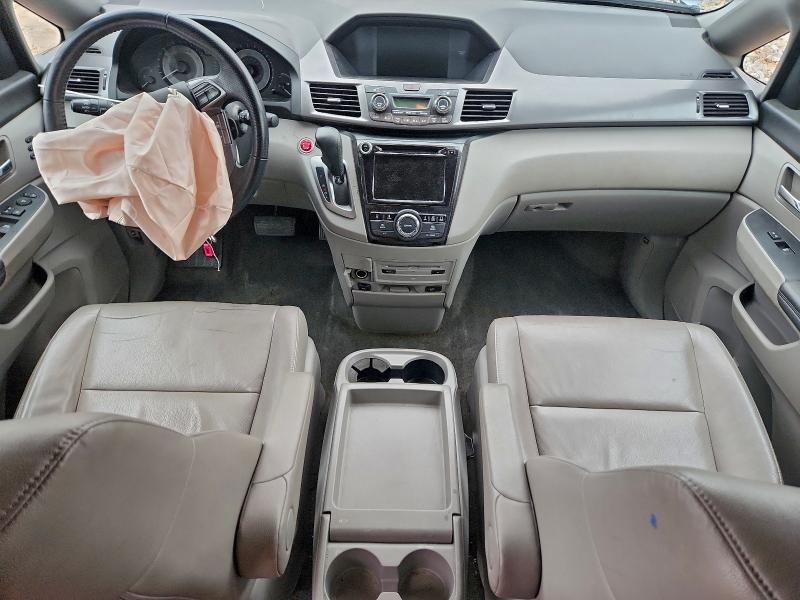 Photo 8 from auction – 2014 HONDA ODYSSEY TO with VIN 5FNRL5H92EB046663