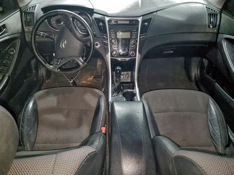 Photo 8 from auction – 2012 HYUNDAI SONATA SE with VIN 5NPEC4AC8CH489820