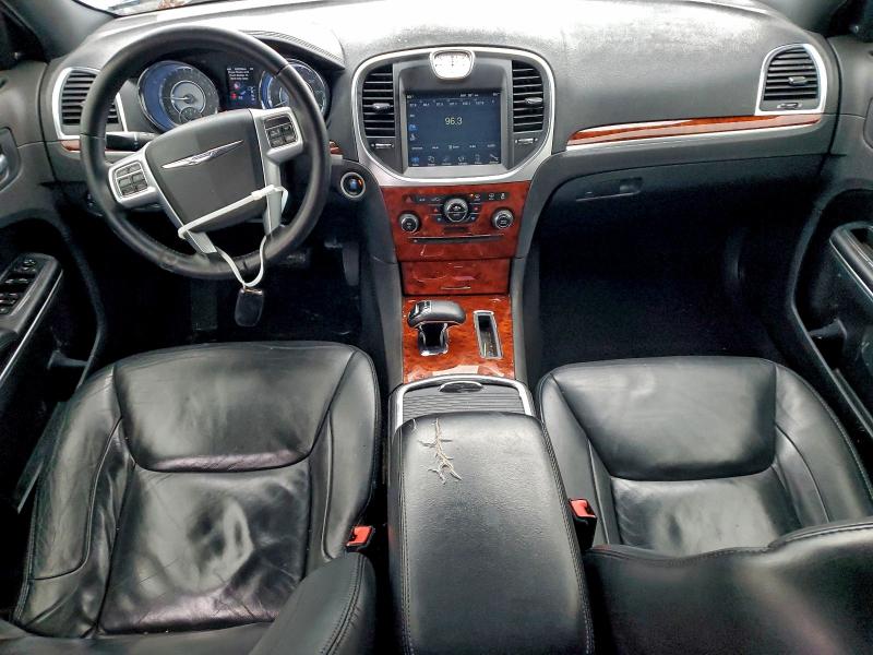 Photo 8 from auction – 2012 CHRYSLER 300 LIMITE with VIN 2C3CCACG7CH200817