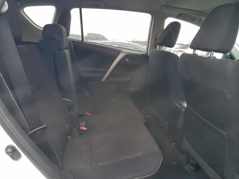 Photo 11 from auction – 2016 TOYOTA RAV4 XLE with VIN 2T3WFREV6GW247806