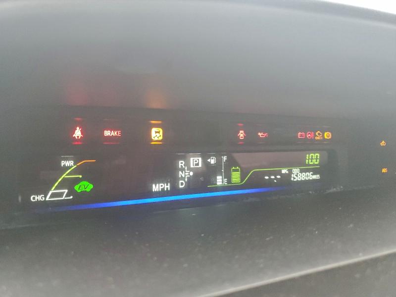 Photo 9 from auction – 2016 TOYOTA PRIUS V with VIN JTDZN3EU5GJ046711
