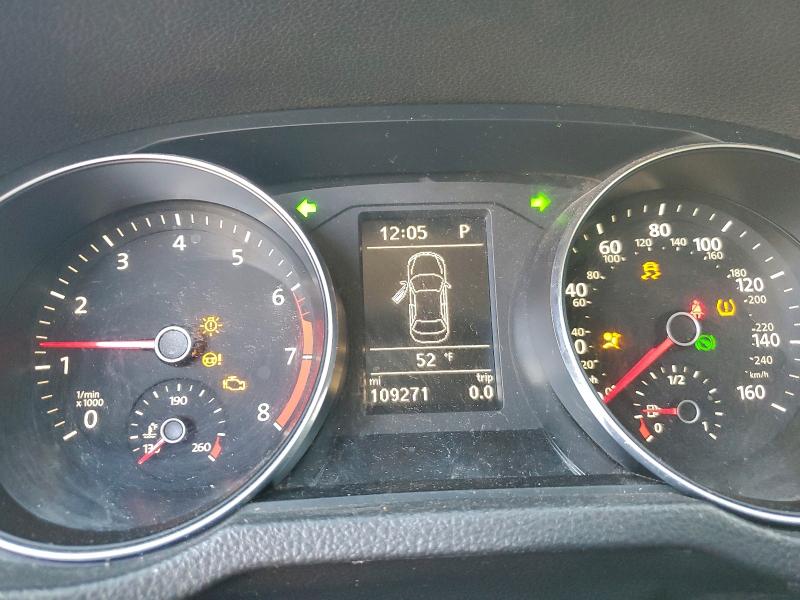 Photo 9 from auction – 2017 VOLKSWAGEN PASSAT with VIN 1VWAT7A3XHC005422