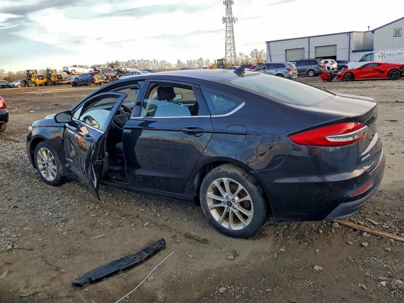 Photo 2 from auction – 2019 FORD FUSION SE with VIN 3FA6P0LU3KR125572