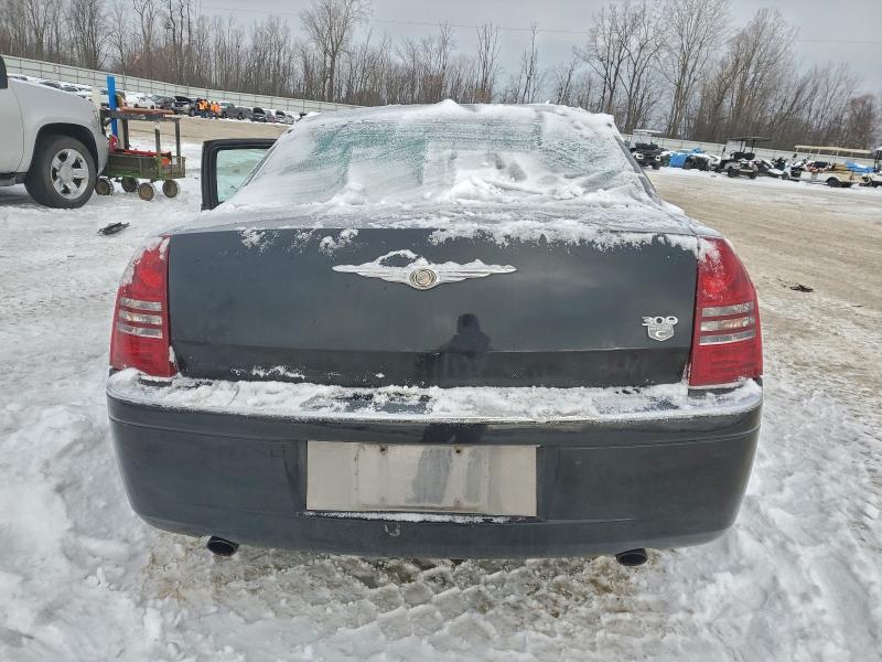 Photo 6 from auction – 2005 CHRYSLER 300C with VIN 2C3AA63H05H609490