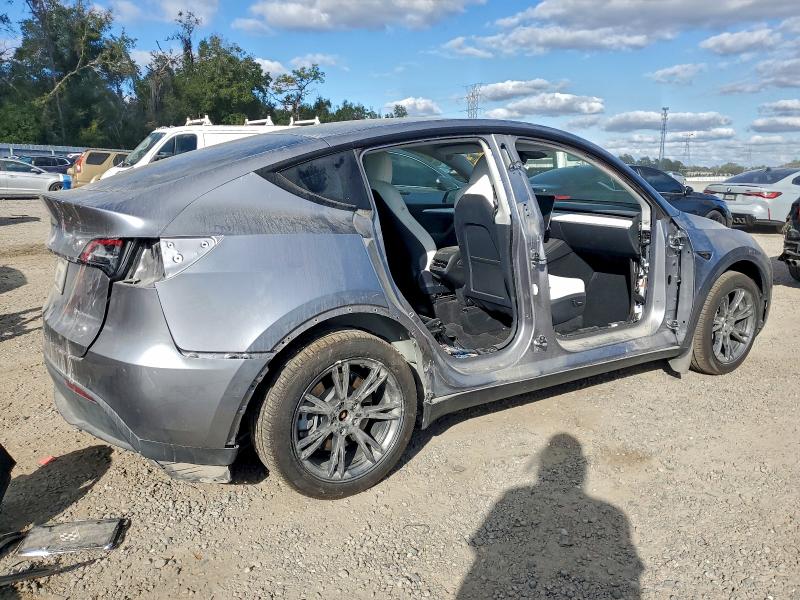 Photo 3 from auction – 2024 TESLA MODEL Y with VIN 7SAYGDEE9RA301150