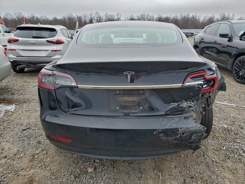 Photo 6 from auction – 2018 TESLA MODEL 3 with VIN 5YJ3E1EB5JF149151