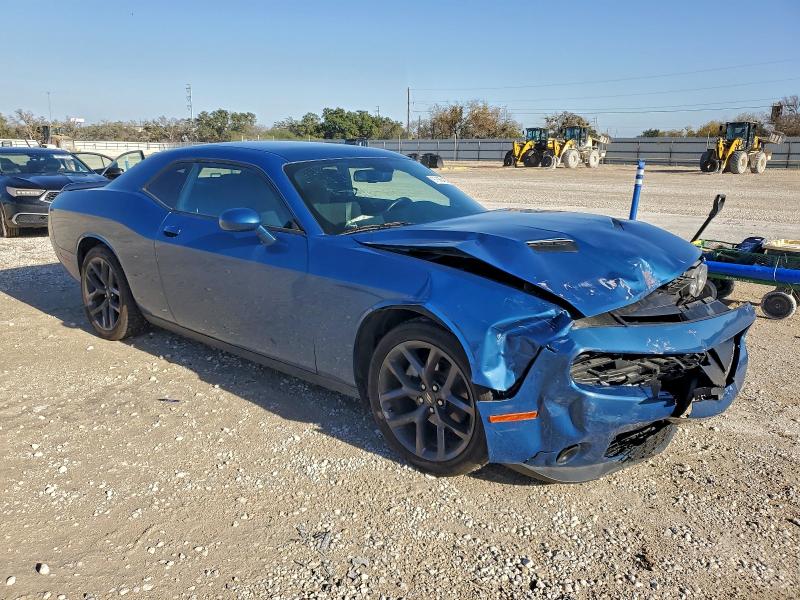 Photo 4 from auction – 2021 DODGE CHALLENGER with VIN 2C3CDZAG6MH620973