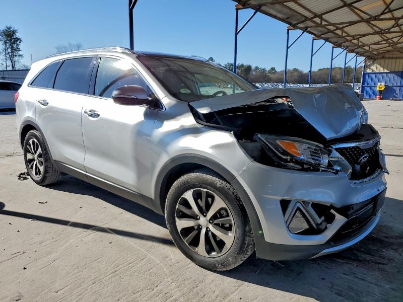 Photo 4 from auction – 2016 KIA SORENTO EX with VIN 5XYPH4A57GG123288