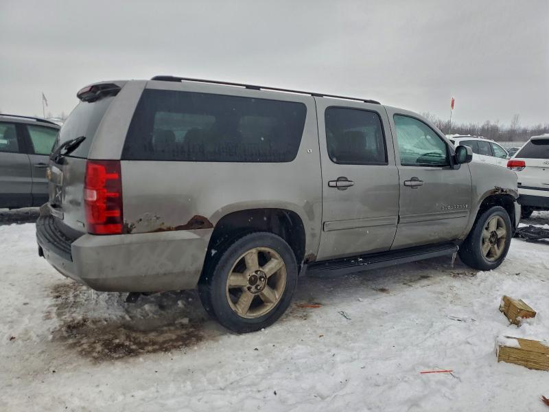 Photo 3 from auction – 2007 CHEVROLET SUBURBAN K with VIN 1GNFK16367R387193