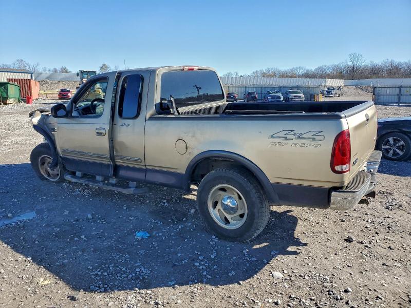 Photo 2 from auction – 2000 FORD F150 with VIN 1FTRX18W5YNA78516