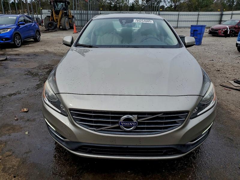Photo 5 from auction – 2016 VOLVO S60 PREMIE with VIN YV126MFK8G1397110
