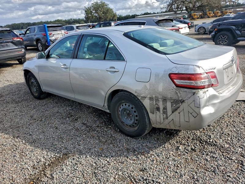 Photo 2 from auction – 2010 TOYOTA CAMRY BASE with VIN 4T1BF3EK2AU020632