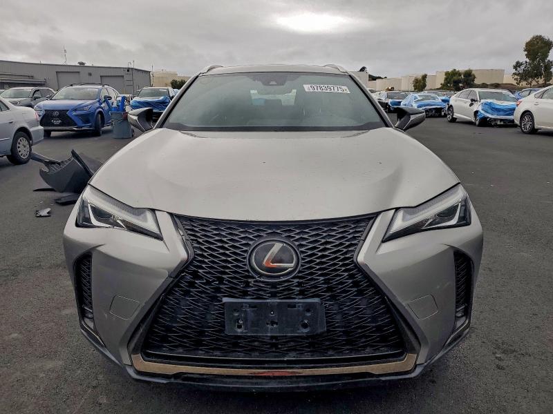 Photo 5 from auction – 2019 LEXUS UX 200 with VIN JTHY3JBH1K2000484
