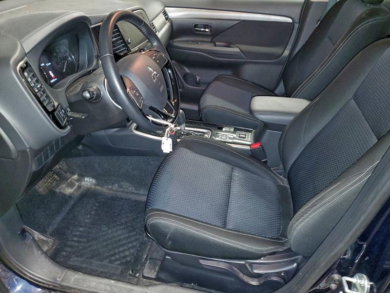 Photo 7 from auction – 2017 MITSUBISHI OUTLANDER with VIN JA4AZ3A36HZ050102