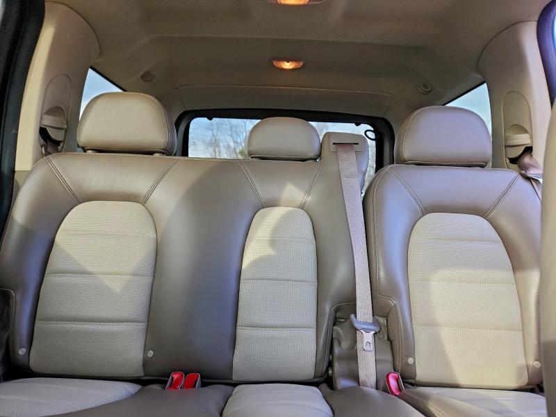 Photo 10 from auction – 2004 FORD EXPLORER E with VIN 1FMDU74W34UB67220