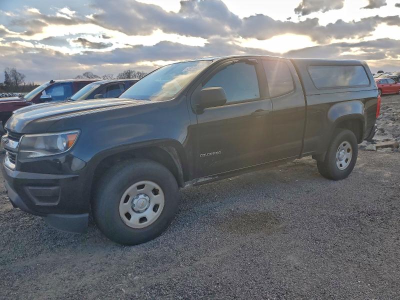 CHEVROLET COLORADO 2018 with VIN 1GCHSBEA4J1260181 - Photo from auction