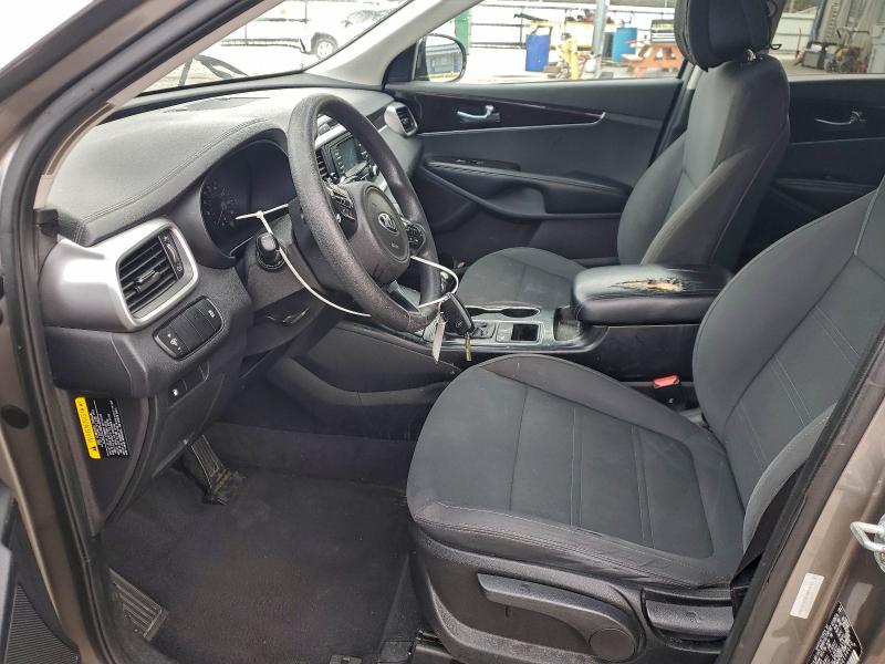 Photo 7 from auction – 2016 KIA SORENTO LX with VIN 5XYPGDA58GG134450