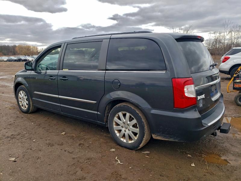 Photo 2 from auction – 2011 CHRYSLER TOWN & COU with VIN 2A4RR8DG4BR630898