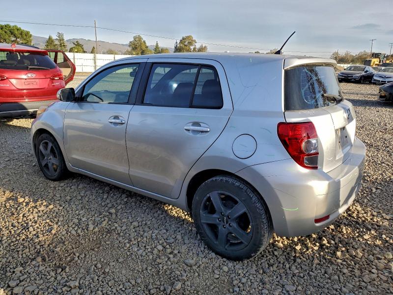 Photo 2 from auction – 2010 TOYOTA SCION XD with VIN JTKKU4B47AJ055313