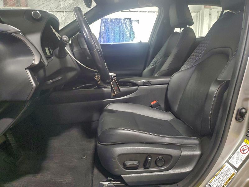 Photo 7 from auction – 2019 LEXUS UX 250H with VIN JTHU9JBH6K2003300