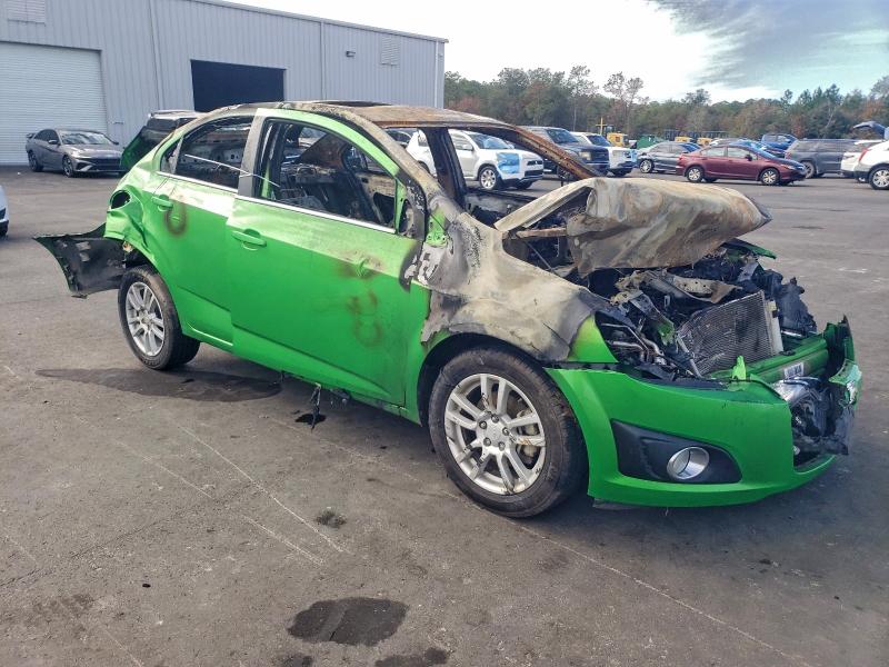 Zdjęcie 4 z aukcji – 2014 CHEVROLET SONIC LT z VIN 1G1JC5SB2E4230185