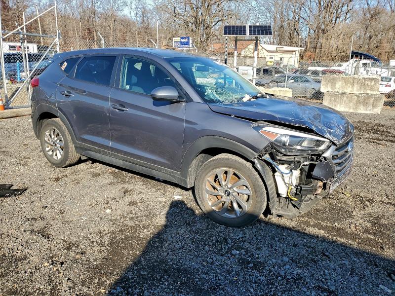 Photo 4 from auction – 2018 HYUNDAI TUCSON SE with VIN KM8J23A42JU690955