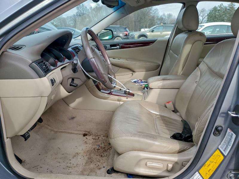 Photo 7 from auction – 2002 LEXUS ES 300 with VIN JTHBF30G920037717