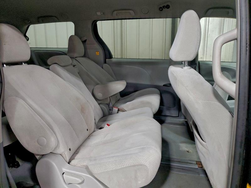 Photo 11 from auction – 2012 TOYOTA SIENNA BAS with VIN 5TDKA3DCXCS013822