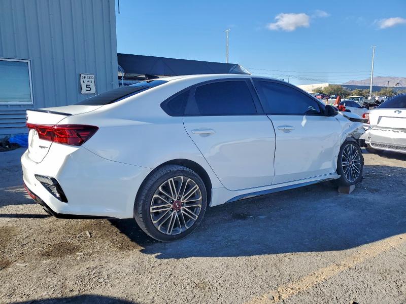 Photo 3 from auction – 2021 KIA FORTE GT with VIN 3KPF44AC8ME358586