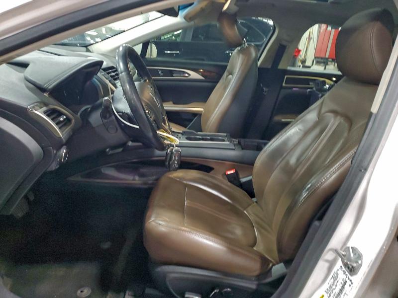 Photo 7 from auction – 2016 LINCOLN MKZ with VIN 3LN6L2GK8GR602476