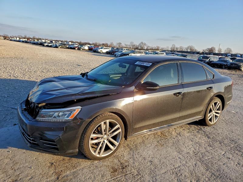 VOLKSWAGEN PASSAT 2018 with VIN 1VWAA7A32JC025479 - Photo from auction