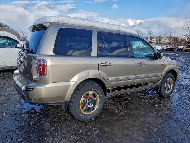Photo 3 from auction – 2006 HONDA PILOT EX with VIN 5FNYF18556B013845