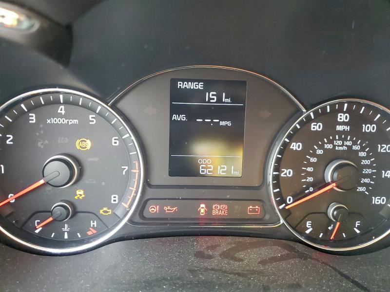 Photo 9 from auction – 2015 KIA FORTE LX with VIN KNAFK4A67F5312436
