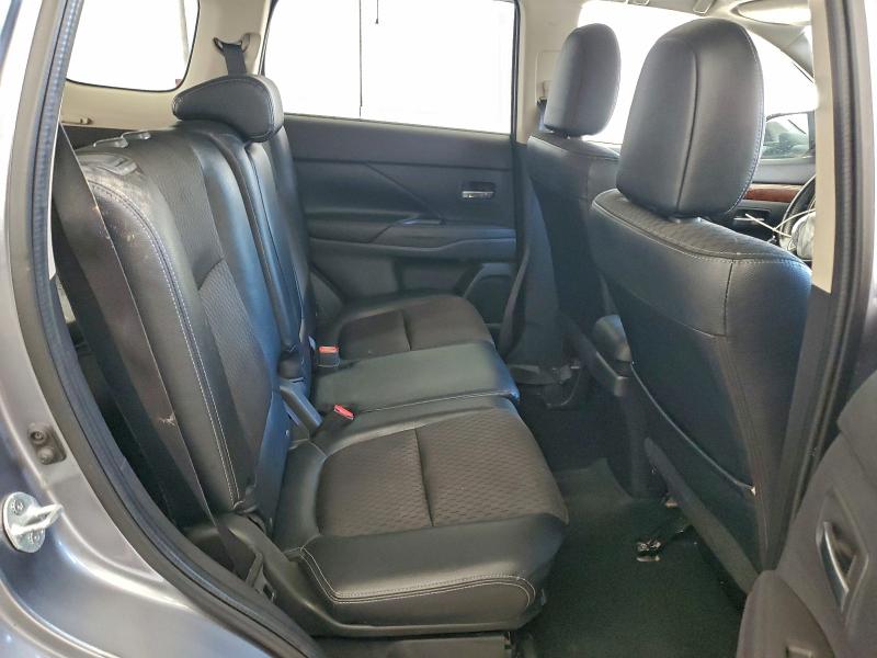Photo 11 from auction – 2015 MITSUBISHI OUTLANDER with VIN JA4JZ4AX8FZ004454