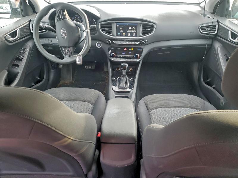 Photo 8 from auction – 2017 HYUNDAI IONIQ BLUE with VIN KMHC65LC5HU041237
