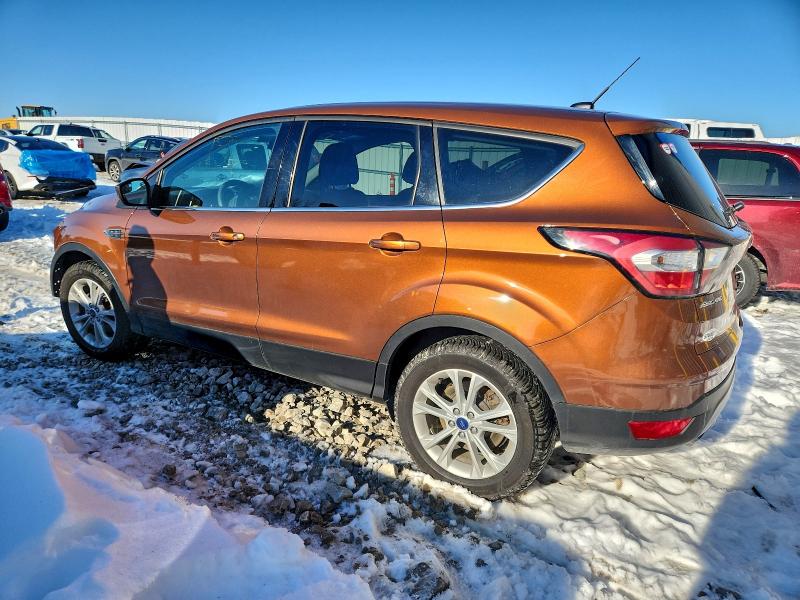 Photo 2 from auction – 2017 FORD ESCAPE SE with VIN 1FMCU0GD9HUB97731