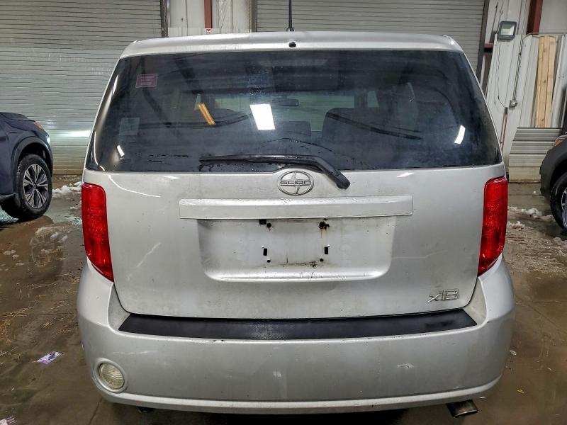 Photo 6 from auction – 2008 TOYOTA SCION with VIN JTLKE50E581008382