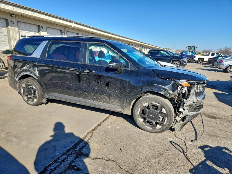 Photo 4 from auction – 2025 KIA CARNIVAL E with VIN KNDNC5K36S6543130