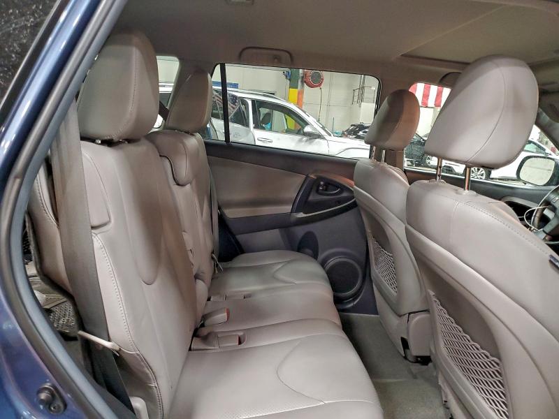 Photo 11 from auction – 2011 TOYOTA RAV4 LIMIT with VIN 2T3DK4DV6BW058136