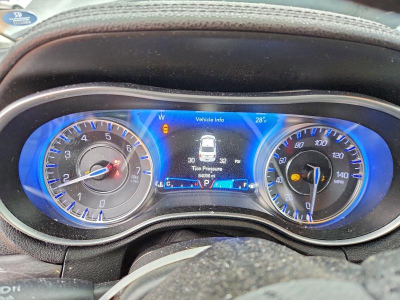 Photo 9 from auction – 2019 CHRYSLER 300 TOURIN with VIN 2C3CCAAG0KH612353