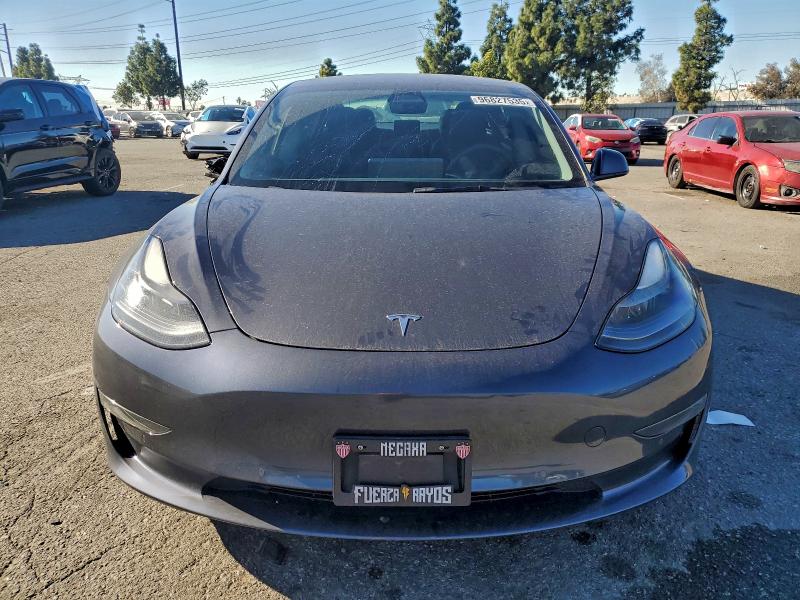 Photo 5 from auction – 2022 TESLA MODEL 3 with VIN 5YJ3E1EA1NF375538