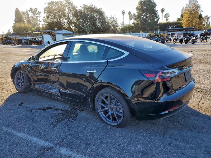 Photo 2 from auction – 2018 TESLA MODEL 3 with VIN 5YJ3E1EB3JF183668