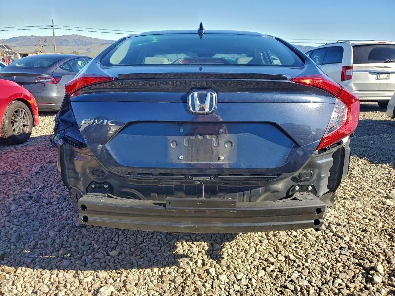Photo 6 from auction – 2018 HONDA CIVIC EX with VIN 19XFC1F40JE201312