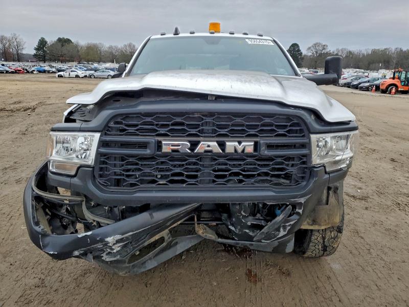 Photo 5 from auction – 2022 RAM 2500 with VIN 3C6UR5CJ0NG130363