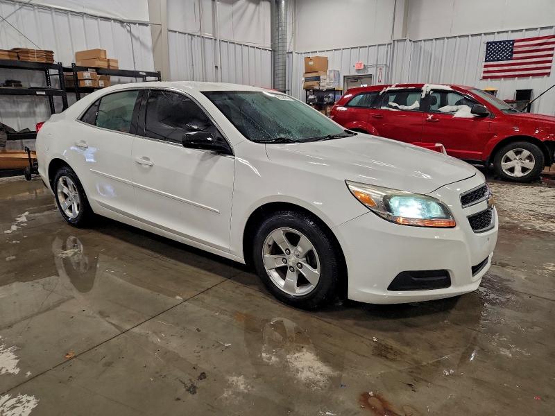 Photo 4 from auction – 2013 CHEVROLET MALIBU LS with VIN 1G11B5SA6DF228985