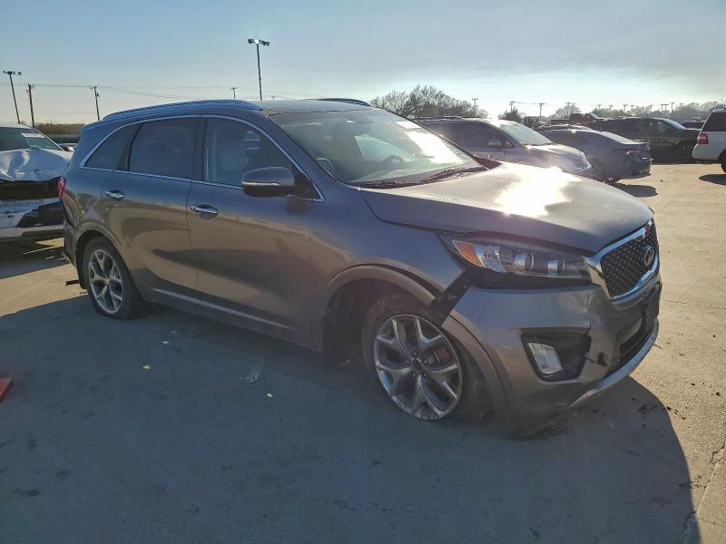 Photo 4 from auction – 2016 KIA SORENTO with VIN 5XYPK4A52GG119652