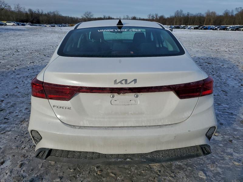 Photo 6 from auction – 2024 KIA FORTE with VIN 3KPF24AD7RE822859