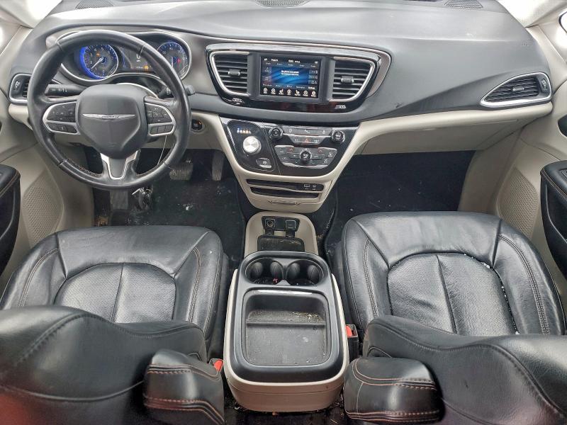 Photo 8 from auction – 2020 CHRYSLER PACIFICA T with VIN 2C4RC1BG1LR279032