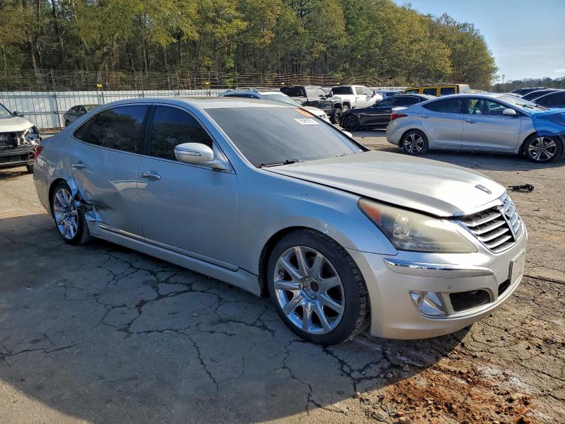 Photo 4 from auction – 2011 HYUNDAI EQUUS with VIN KMHGH4JF2BU029976