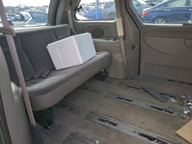 Photo 11 from auction – 2002 CHRYSLER VOYAGER with VIN 1C4GJ25B72B738175